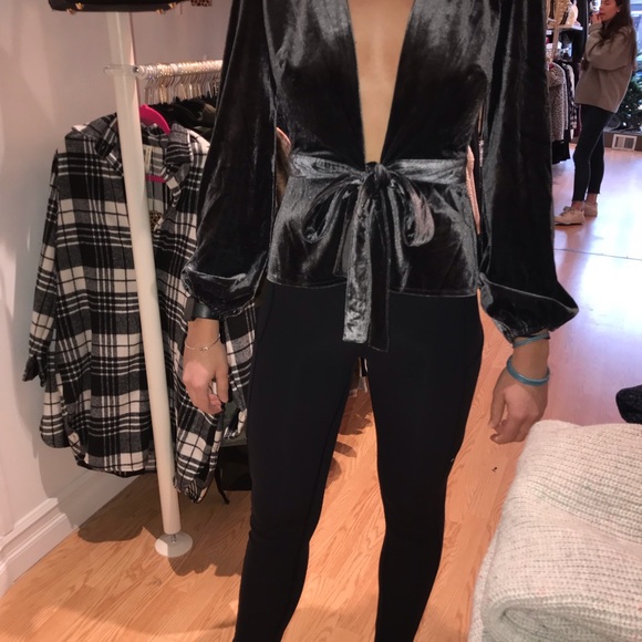 Velvet blouse - Picture 2 of 3